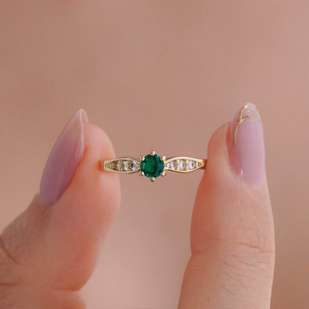 ANILLO SOLITARIO VERDE ESM