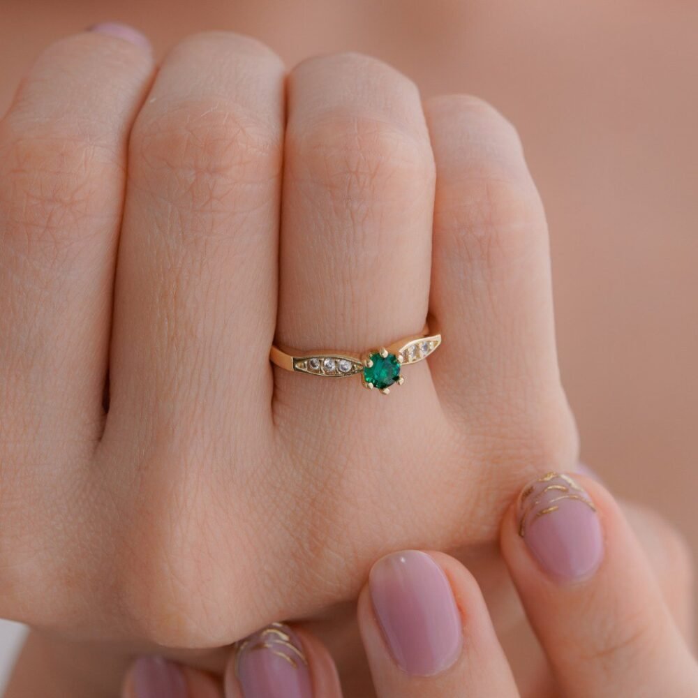 ANILLO SOLITARIO VERDE ESM