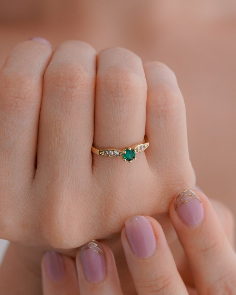 ANILLO SOLITARIO VERDE ESM