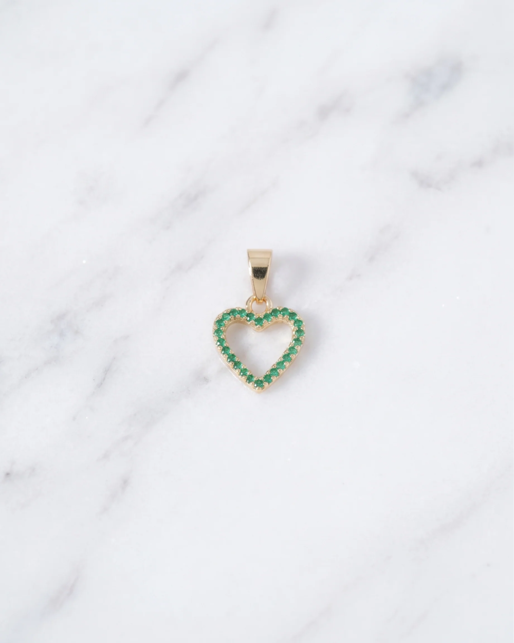 DIJE CORAZON SILUETA VERDE ESM 1.1CM